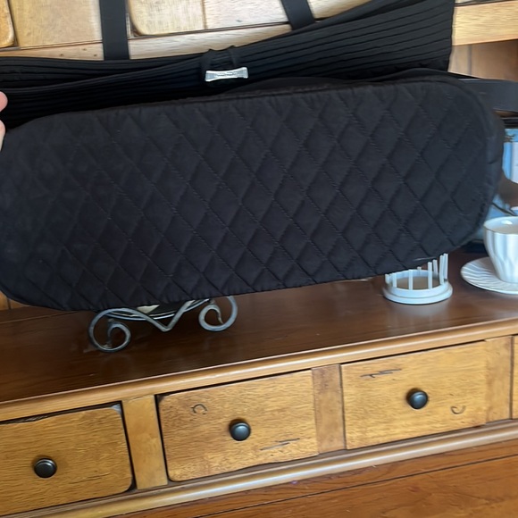 Black quilted Vera Bradley tote, silver toggle, excellent condition no tags, - Picture 5 of 13